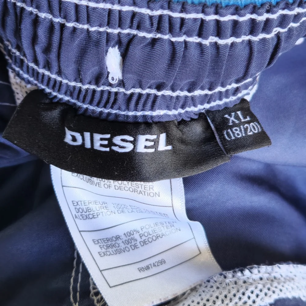 Diesel Boys Swim Trunks XL 18/20 Navy Blue Logo Shorts Missing Liner Boardshorts